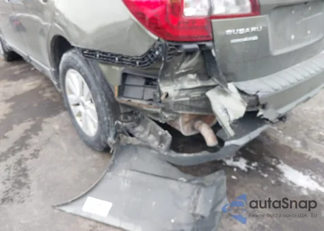 2016 Subaru Outback 2.5I Premium из США, поврежденный, VIN 4S4BSAEC3G3352831